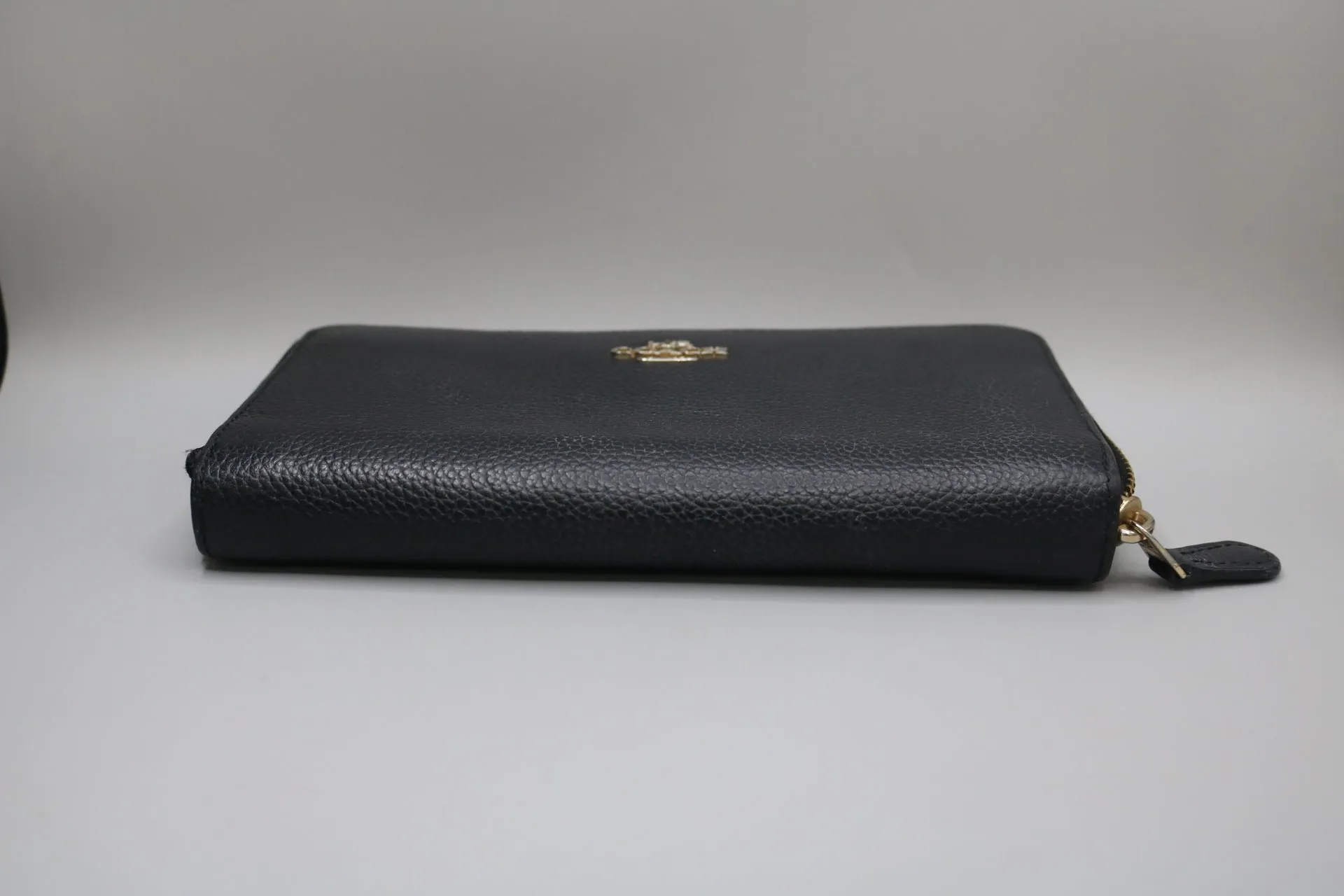 Coach Pebble Leather Black Wallet (L) 0.5" (W) 7.5" (H) 4"