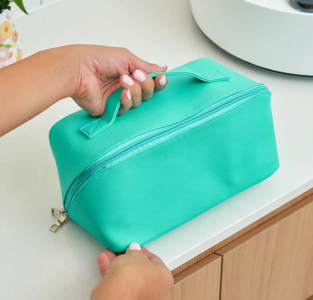 Easy Access Toiletry Bag - Spearmint