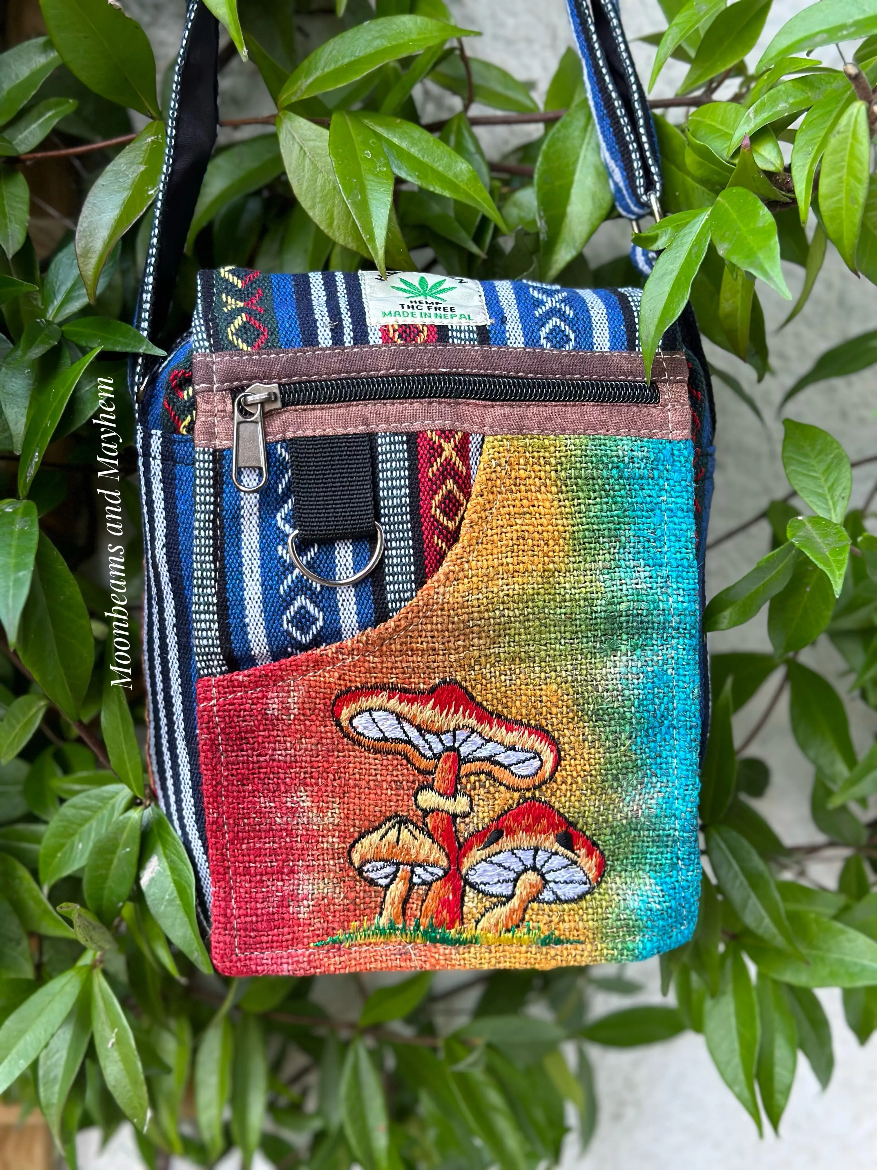 FABULOUS HIPPIE HEMP MUSHROOM HANDY BAG