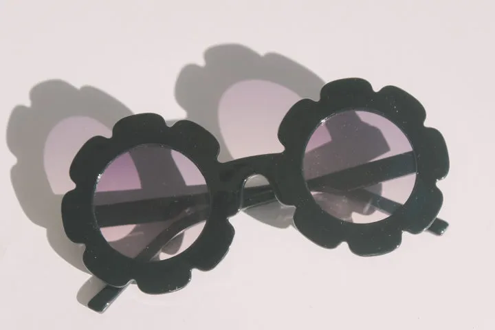 Flower Child Sunnies in Black