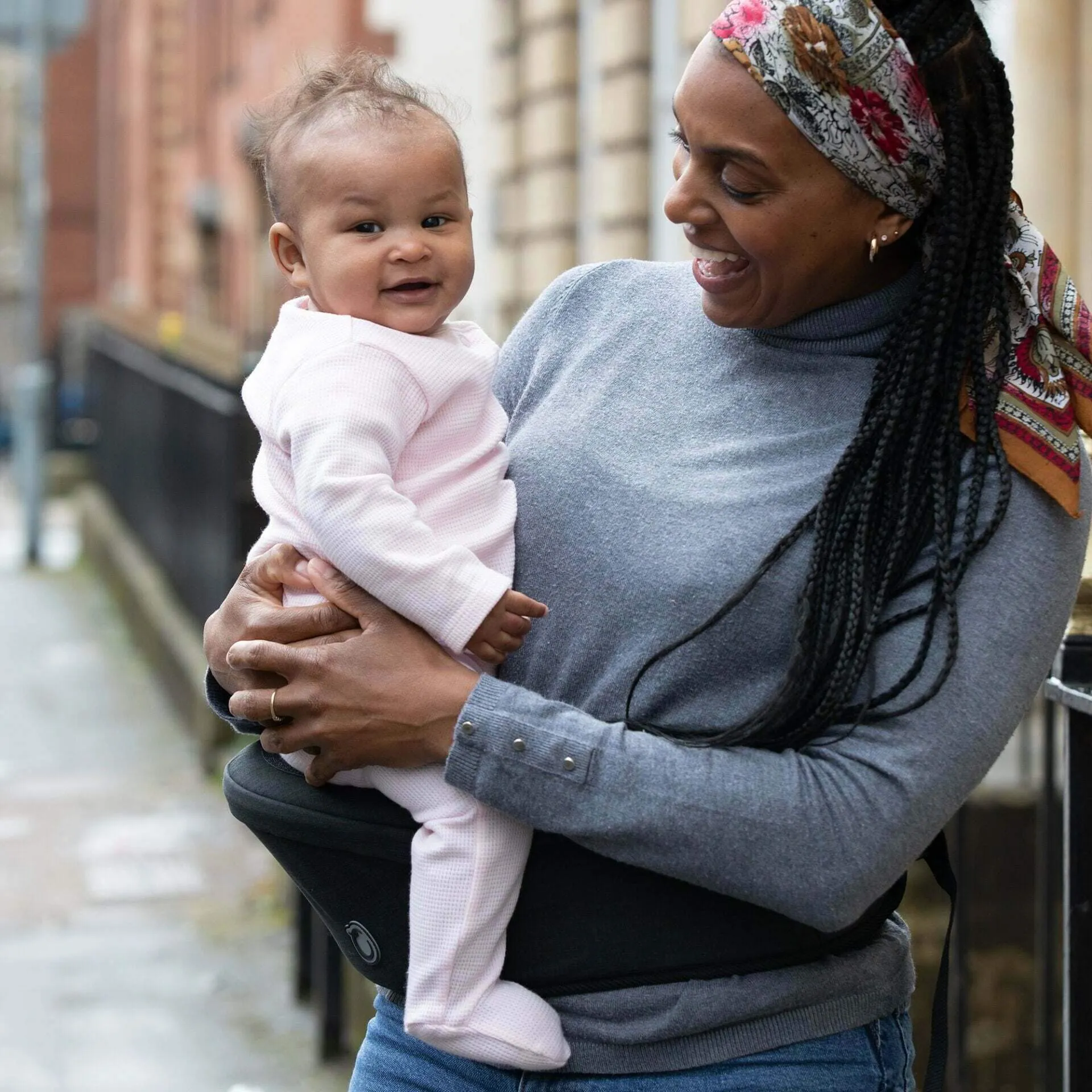 Hippychick Hipseat Baby Carrier (Denim Black)