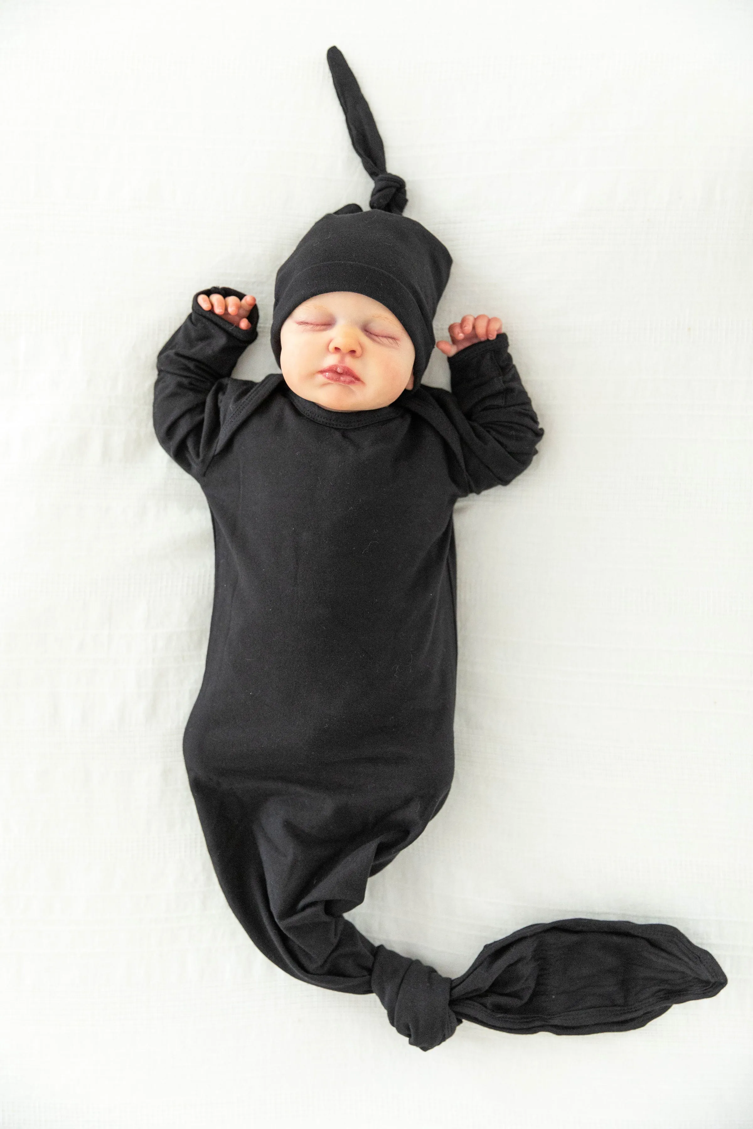 Ivy Robe & Black Knotted Baby Gown Set