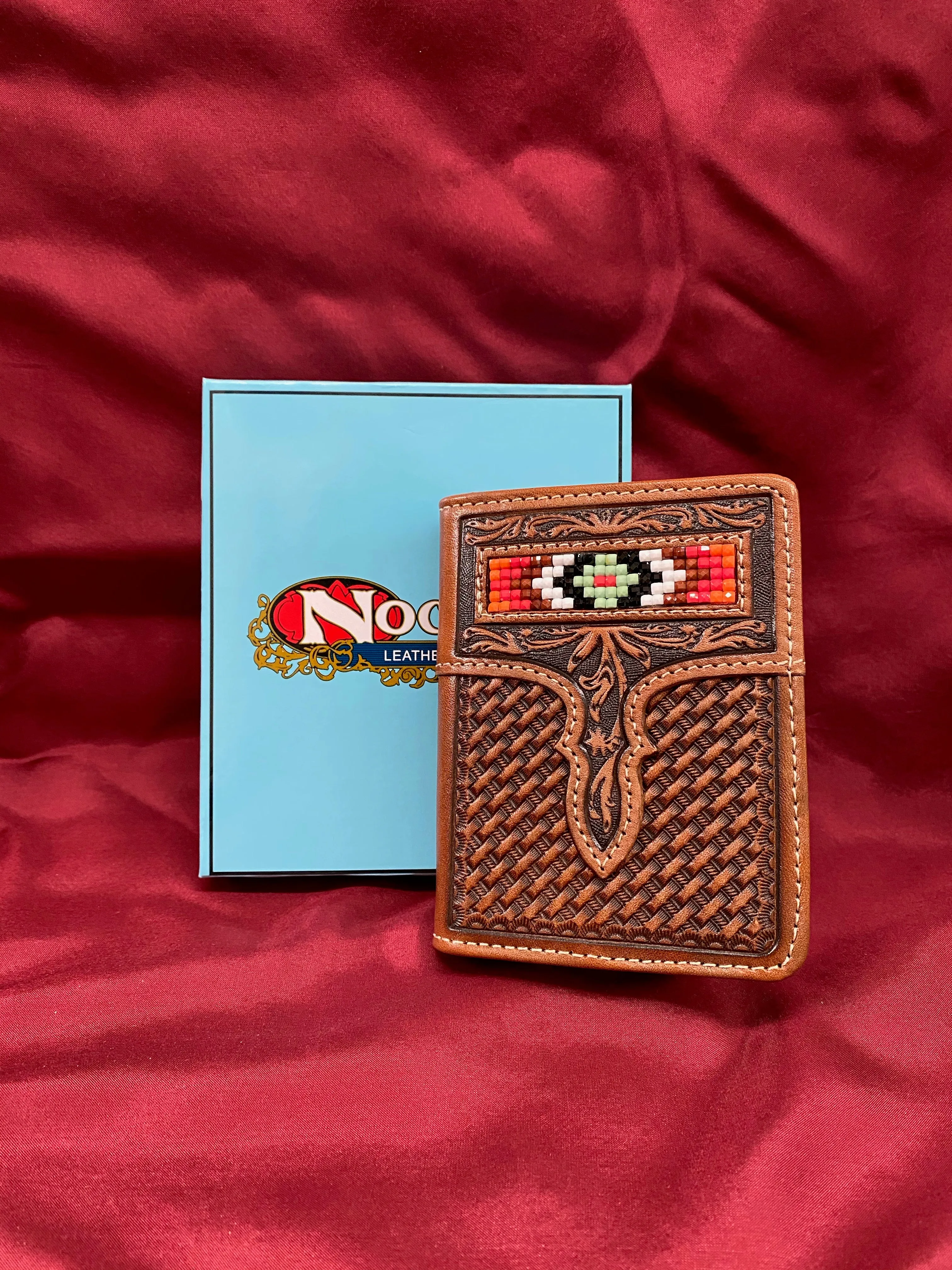 MENS NOCONA BEADED BIFOLD WALLET