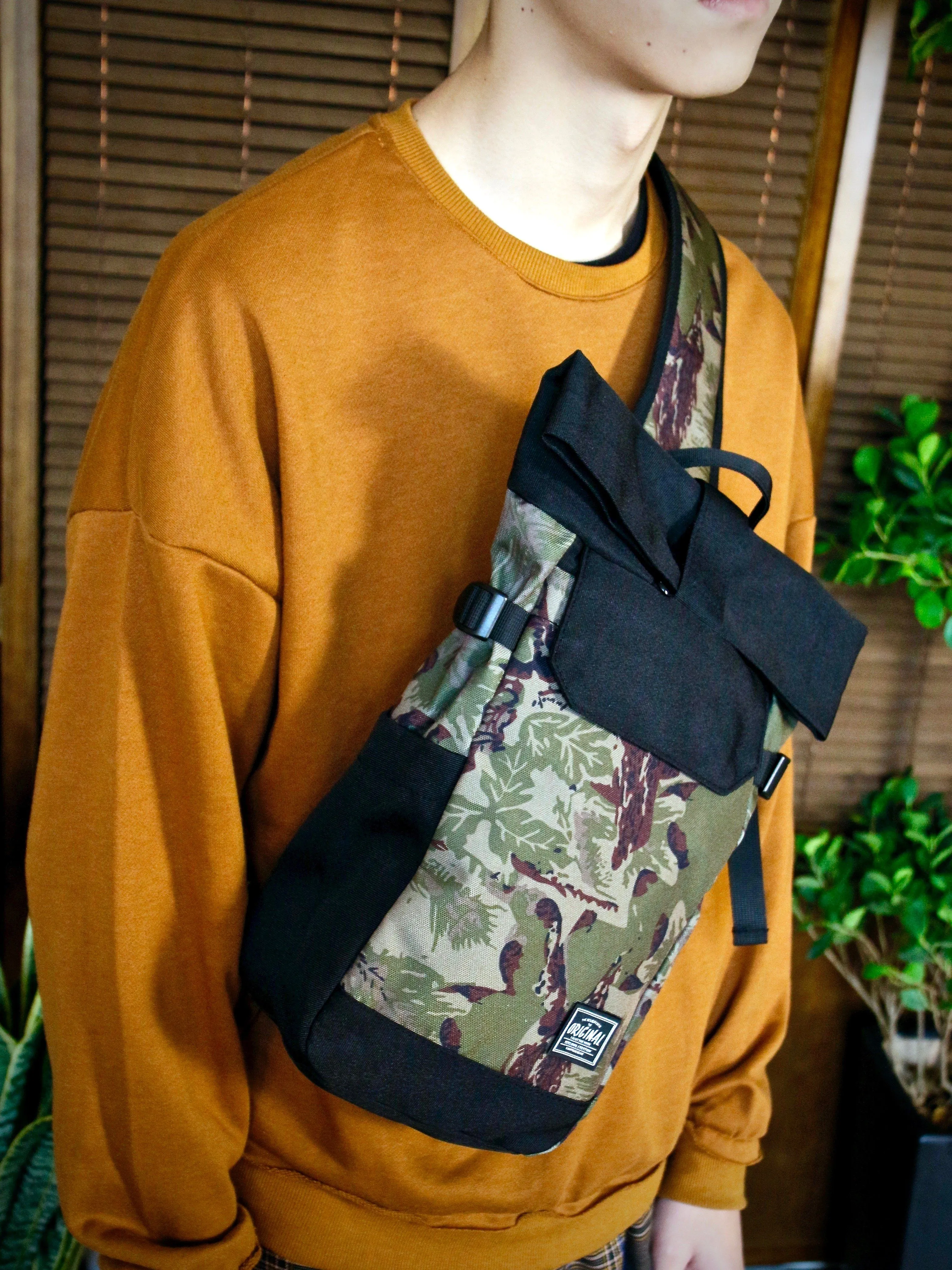 Mid-Size Camouflage Bum Bag