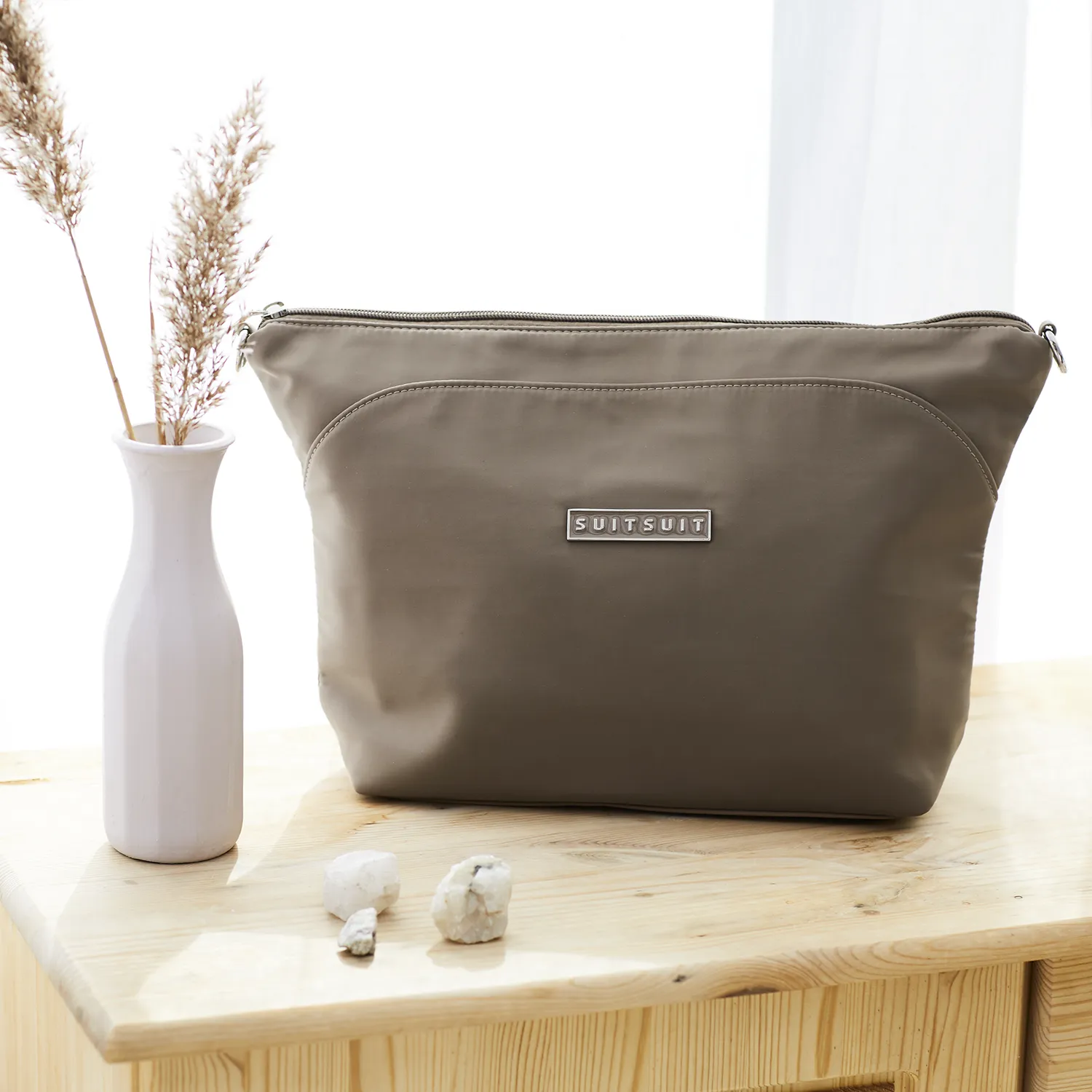 Natura - Plaza Taupe - Toiletry Bag  XL