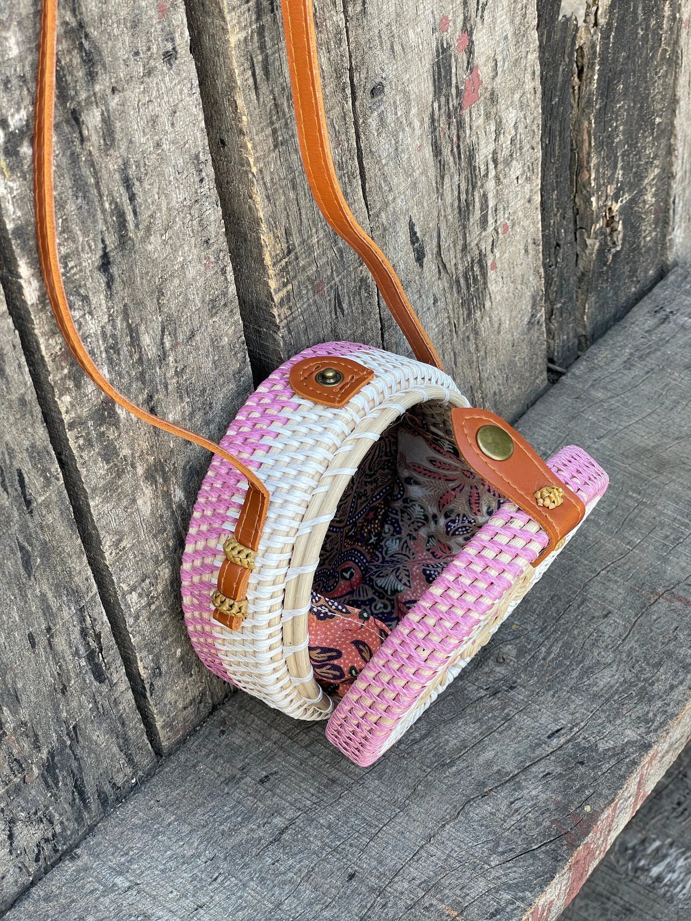 Pink Round Rattan Bag with Braid Pattern, Bali Bags, Handwoven Crossbody Purse, Braided Straw Bag, Bali Sling Bags Rattan Bags Gift for her