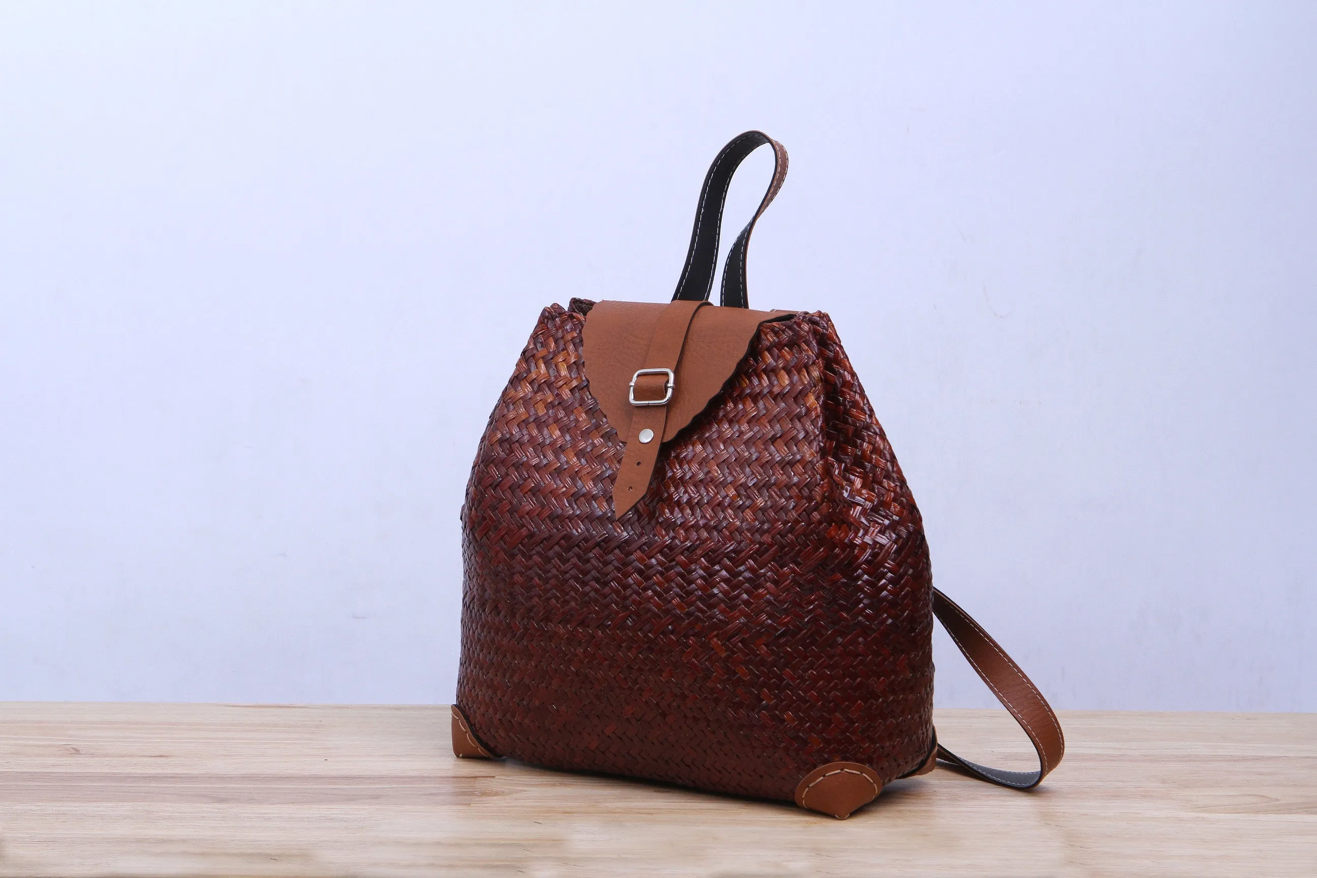 Seagrass Wicker Backpack (Brown)