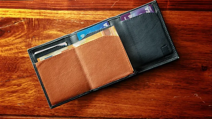 The Hi-Jak Wallet by Secret Tannery