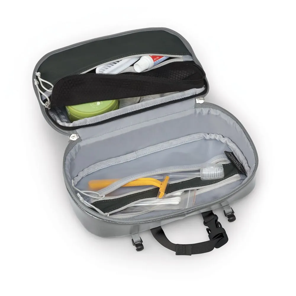 Transporter Hanging Toiletry Kit