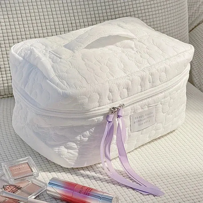 Versatile Travel Cosmetics & Toiletry Storage Bag